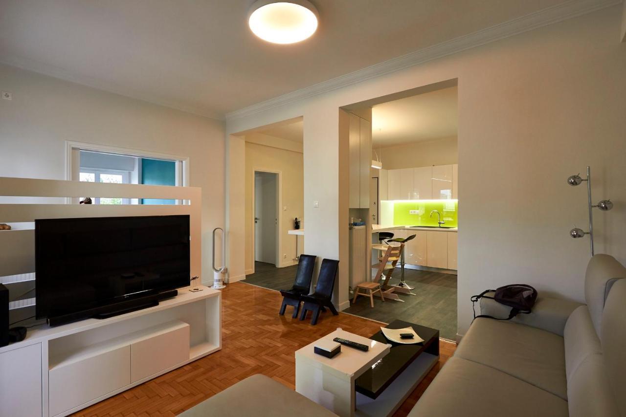 Fully Renovated, Family-Friendly Apartment, Next To A Huge Green Park, In Athens Center ภายนอก รูปภาพ