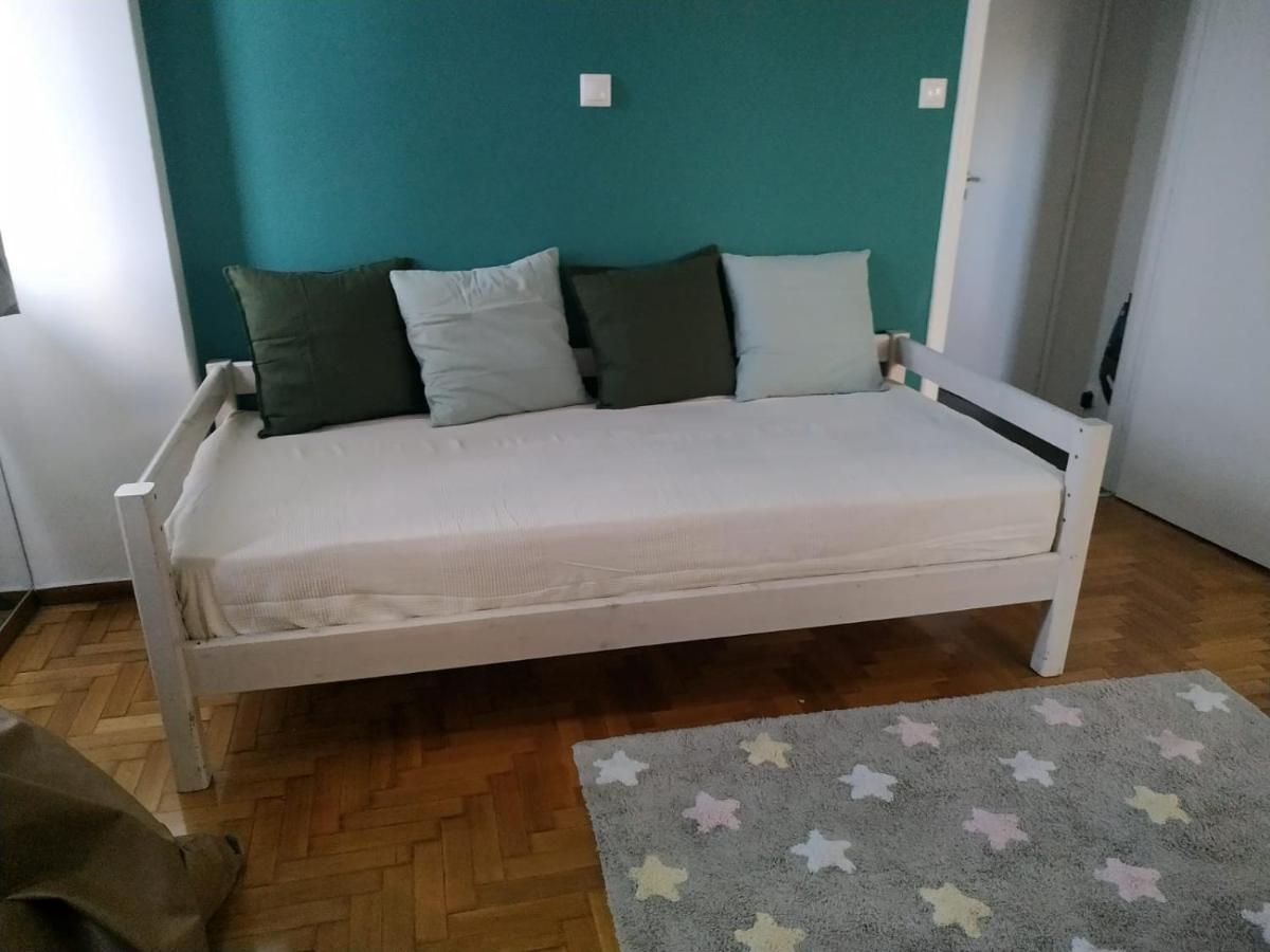 Fully Renovated, Family-Friendly Apartment, Next To A Huge Green Park, In Athens Center ภายนอก รูปภาพ